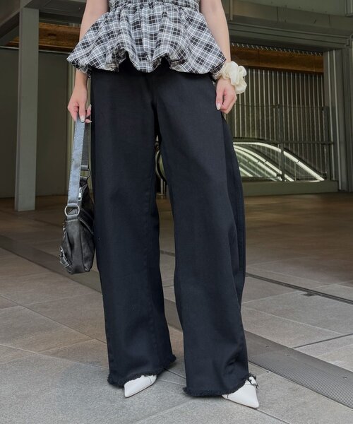 mline（エムライン）の「[mline]ルーズカーブデニム（デニムパンツ・レディース・オフホワイト/ブラック・2/1）」の13枚目の写真