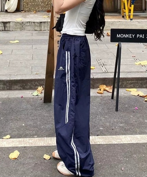 Vipoa（ヴィポア）の「Nylon track pants（その他パンツ・レディース・ホワイト/グレー/ピンク/ネイビー/イエロー/ブラック/イエロー×ブラック/ピンク系その他・FREE）」の19枚目の写真