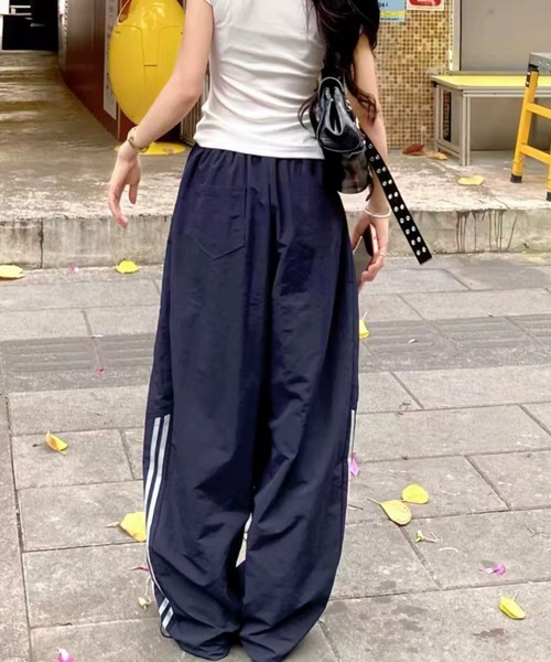Vipoa（ヴィポア）の「Nylon track pants（その他パンツ・レディース・ホワイト/グレー/ピンク/ネイビー/イエロー/ブラック/イエロー×ブラック/ピンク系その他・FREE）」の21枚目の写真