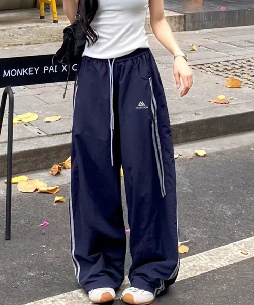 Vipoa（ヴィポア）の「Nylon track pants（その他パンツ・レディース・ホワイト/グレー/ピンク/ネイビー/イエロー/ブラック/イエロー×ブラック/ピンク系その他・FREE）」の20枚目の写真