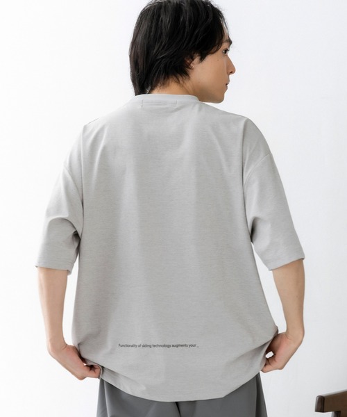 +phenix(プラスフェニックス)の「+phenix(プラスフェニックス)Outlast MIRRORED GRAPHIC SHORT SLEEVE TEE / ハンドドローン グラフィック ショートスリーブTシャツ(Tシャツ/カットソー・メンズ・ホワイト/グレー/ブラック・L/M)」の7枚目の写真