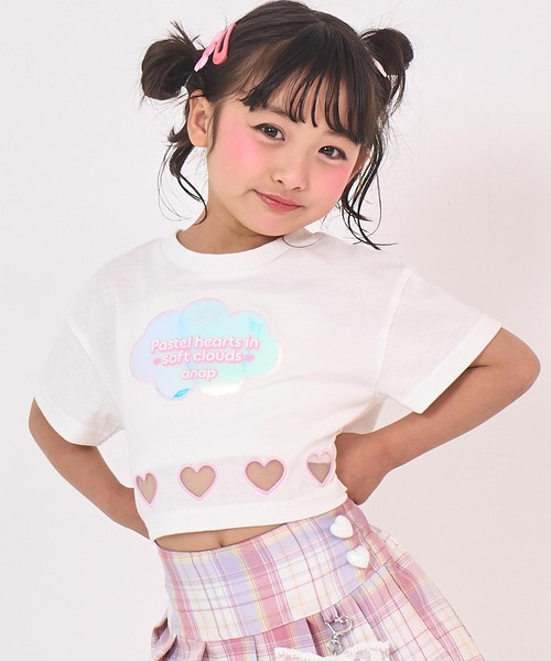 ANAP kids（アナップキッズ）の「ハートアキ ホログラム ワッペン クロップド Tシャツ（Tシャツ/カットソー・キッズ・ラベンダー/ライトブルー/ホワイト・110/120/130）」の4枚目の写真