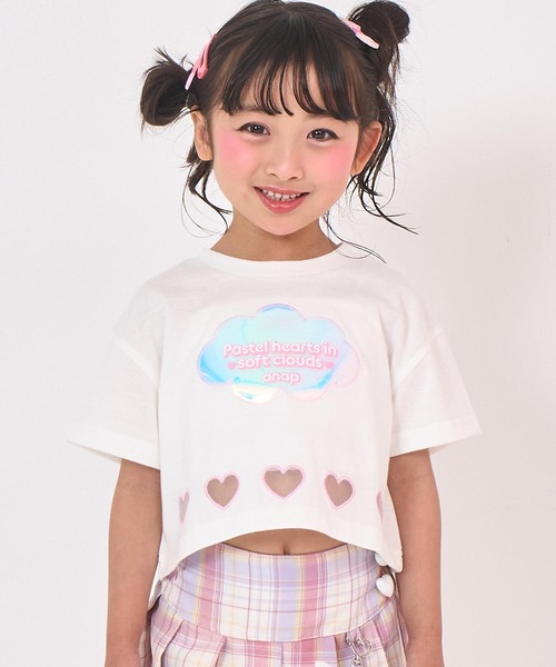 ANAP kids（アナップキッズ）の「ハートアキ ホログラム ワッペン クロップド Tシャツ（Tシャツ/カットソー・キッズ・ラベンダー/ライトブルー/ホワイト・110/120/130）」の5枚目の写真