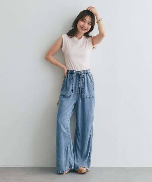 La boutique BonBon(ラブティックボンボン)の「セルロースデニムバギーパンツ(その他パンツ・レディース・ネイビー・2)」の6枚目の写真