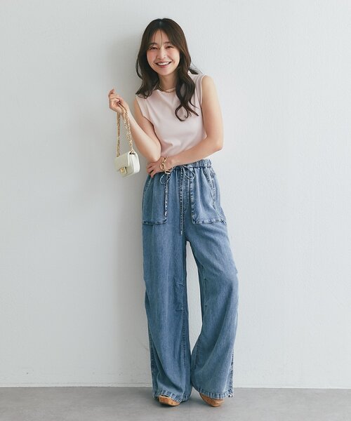 La boutique BonBon(ラブティックボンボン)の「セルロースデニムバギーパンツ(その他パンツ・レディース・ネイビー・2)」の7枚目の写真