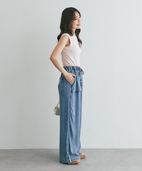 La boutique BonBon(ラブティックボンボン)の「セルロースデニムバギーパンツ(その他パンツ・レディース・ネイビー・2)」の8枚目の写真