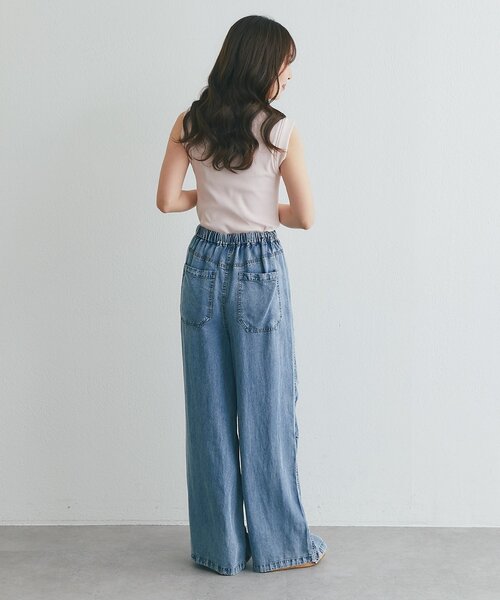 La boutique BonBon(ラブティックボンボン)の「セルロースデニムバギーパンツ(その他パンツ・レディース・ネイビー・2)」の9枚目の写真