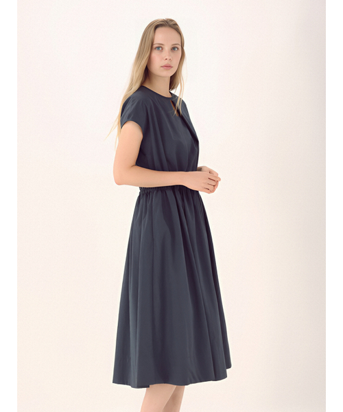 ACUD(アクド)の「Front Cut Banding Dress _Charcoal(ワンピース・レディース・チャコールグレー・FREE)」の4枚目の写真