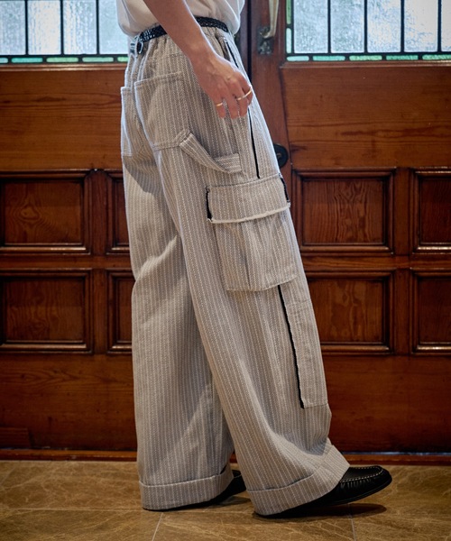 CASPER JOHN(キャスパージョン)の「Herringbone denim double knee cargo pants/ヘリンボーンデニムダブルニーカーゴパンツ(カーゴパンツ・メンズ・ネイビー/ホワイト・MEDIUM/X-SMALL/LARGE/SMALL)」の10枚目の写真