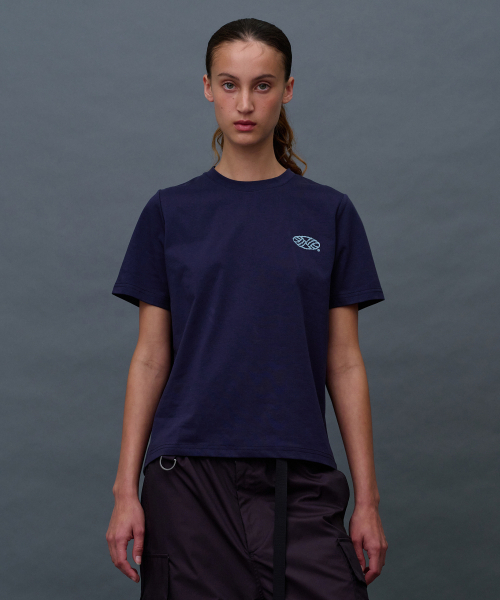 MENASOO(ミナス)の「Run Symbol Sorona T Shirt (Basic Fit)_Navy(Tシャツ/カットソー・レディース・ネイビー・S/L/2XL)」の14枚目の写真