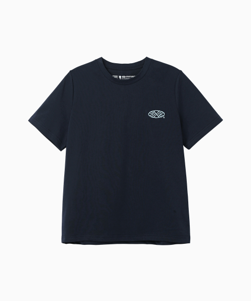 MENASOO(ミナス)の「Run Symbol Sorona T Shirt (Basic Fit)_Navy(Tシャツ/カットソー・レディース・ネイビー・S/L/2XL)」の17枚目の写真