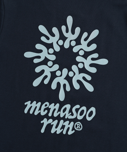 MENASOO(ミナス)の「Run Symbol Sorona T Shirt (Basic Fit)_Navy(Tシャツ/カットソー・レディース・ネイビー・S/L/2XL)」の21枚目の写真