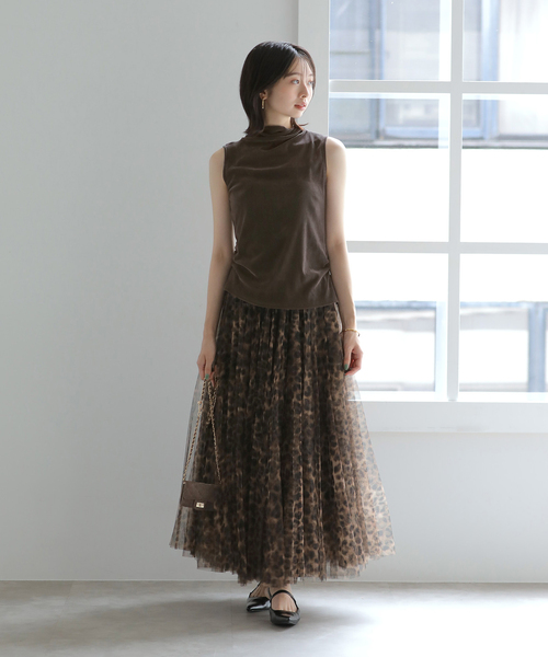 La TOTALITE(ラトータリテ)の「【洗える】チュールフロッキーハイネックカット(Tシャツ/カットソー・レディース・グレー/ブルー/バーガンディー・FREE)」の4枚目の写真