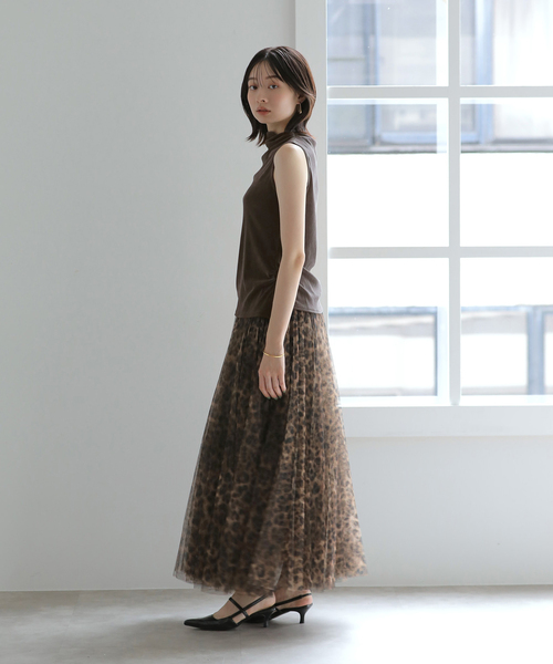 La TOTALITE(ラトータリテ)の「【洗える】チュールフロッキーハイネックカット(Tシャツ/カットソー・レディース・グレー/ブルー/バーガンディー・FREE)」の5枚目の写真