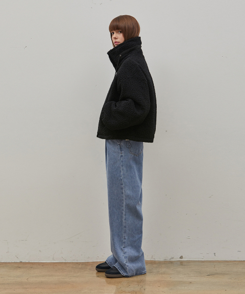 RYUL+WAI(リュルアンドワイ)の「デニムマッチプリーツタックワイドロングパンツブルー(デニムパンツ・レディース・その他・MEDIUM/SMALL)」の3枚目の写真