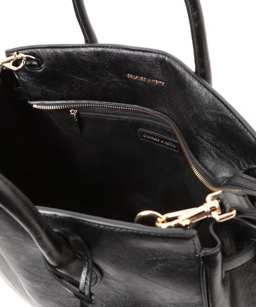 CHARLES & KEITH（チャールズ & キース）の「Ginevra ラージジネヴラ トートバッグ（トートバッグ・レディース・ブラック・L）」の8枚目の写真