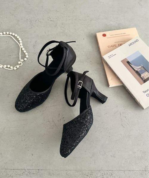 MYMOOD.(マイムード)の「グリッタークロスストラップパーティーヒール(パンプス・レディース・シルバー/ブラック・24.5cm/23.5cm)」の12枚目の写真