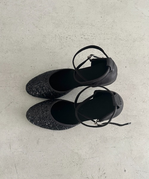 MYMOOD.(マイムード)の「グリッタークロスストラップパーティーヒール(パンプス・レディース・シルバー/ブラック・24.5cm/23.5cm)」の15枚目の写真