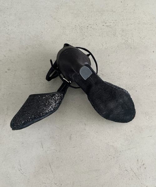 MYMOOD.(マイムード)の「グリッタークロスストラップパーティーヒール(パンプス・レディース・シルバー/ブラック・24.5cm/23.5cm)」の19枚目の写真