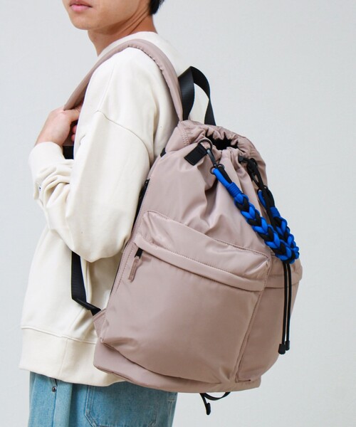 SML(エスエムエル)の「【SML/エスエムエル】BRAID PURSE PACK 巾着リュック 2WAY 撥水(バックパック/リュック・メンズ・ベージュ・FREE)」の8枚目の写真
