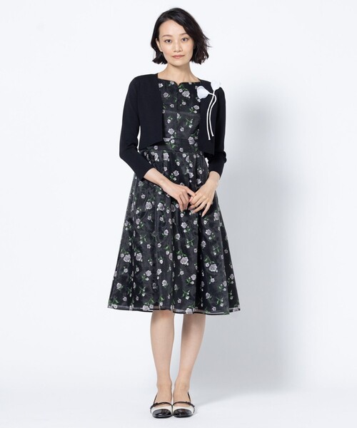 TOCCA(トッカ)の「MYSTIC ROSE BOLERO ボレロ(カーディガン/ボレロ・レディース・ブラック系/アイボリー系・SMALL/MEDIUM)」の8枚目の写真
