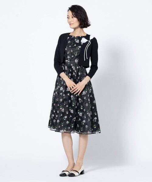 TOCCA(トッカ)の「MYSTIC ROSE BOLERO ボレロ(カーディガン/ボレロ・レディース・ブラック系/アイボリー系・SMALL/MEDIUM)」の9枚目の写真