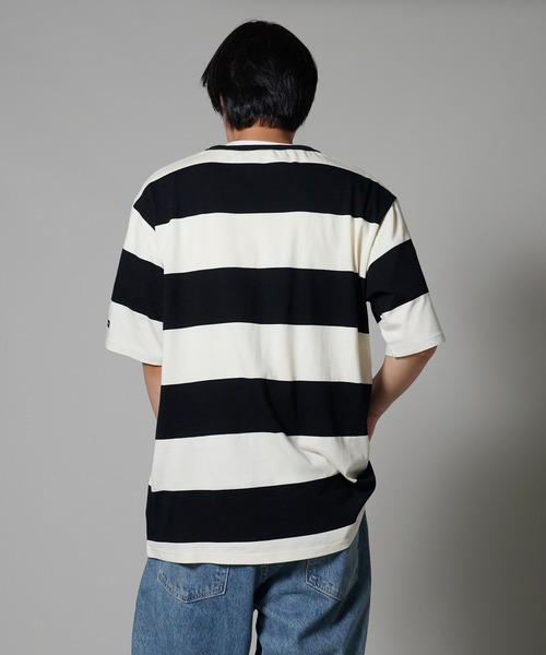 OK YESTERDAY(オッケーイエスタデイ)の「OK YESTERDAY / オーケー イエスタデイ ワイドボーダーTシャツ / Wide-Striped T-Shirt(Tシャツ/カットソー・メンズ・ブラック×グレー/ホワイト×ネイビー/ホワイト×ブラック・L/M)」の9枚目の写真