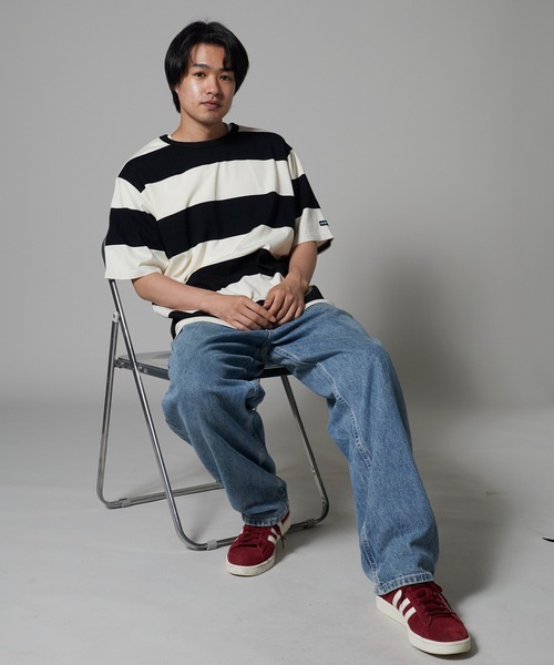 OK YESTERDAY(オッケーイエスタデイ)の「OK YESTERDAY / オーケー イエスタデイ ワイドボーダーTシャツ / Wide-Striped T-Shirt(Tシャツ/カットソー・メンズ・ブラック×グレー/ホワイト×ネイビー/ホワイト×ブラック・L/M)」の10枚目の写真