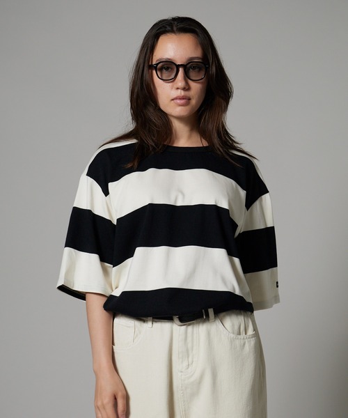 OK YESTERDAY(オッケーイエスタデイ)の「OK YESTERDAY / オーケー イエスタデイ ワイドボーダーTシャツ / Wide-Striped T-Shirt(Tシャツ/カットソー・メンズ・ブラック×グレー/ホワイト×ネイビー/ホワイト×ブラック・L/M)」の18枚目の写真