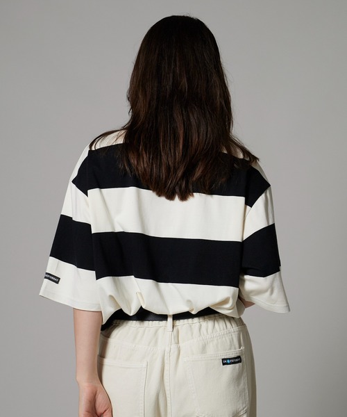 OK YESTERDAY(オッケーイエスタデイ)の「OK YESTERDAY / オーケー イエスタデイ ワイドボーダーTシャツ / Wide-Striped T-Shirt(Tシャツ/カットソー・メンズ・ブラック×グレー/ホワイト×ネイビー/ホワイト×ブラック・L/M)」の20枚目の写真