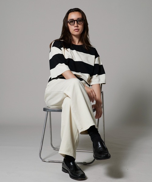 OK YESTERDAY(オッケーイエスタデイ)の「OK YESTERDAY / オーケー イエスタデイ ワイドボーダーTシャツ / Wide-Striped T-Shirt(Tシャツ/カットソー・メンズ・ブラック×グレー/ホワイト×ネイビー/ホワイト×ブラック・L/M)」の21枚目の写真