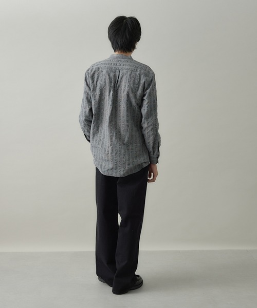 kuros'（クロス）の「【kuros’オリジナル】ドビーチェックバンドカラーシャツ UNISEX（シャツ/ブラウス・レディース・ブラック/グレー・X-LARGE/LARGE/SMALL/MEDIUM）」の6枚目の写真