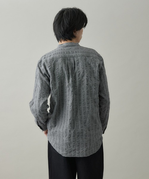 kuros'（クロス）の「【kuros’オリジナル】ドビーチェックバンドカラーシャツ UNISEX（シャツ/ブラウス・レディース・ブラック/グレー・X-LARGE/LARGE/SMALL/MEDIUM）」の11枚目の写真