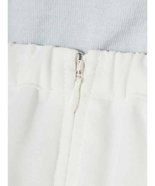 SNIDEL(スナイデル)の「【WEB限定】レイヤードフリルスカショーパン(その他パンツ・レディース・ブラック/ホワイト・0/1)」の4枚目の写真