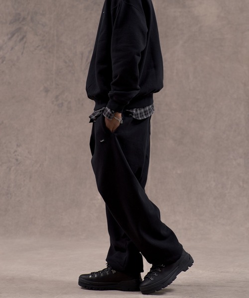 HUF(ハフ)の「huf eightynine FLEECE CREW(スウェット・メンズ・ブラック/アッシュグレー/オリーブ/ライトピンク・XXL/XL/L/M/S)」の10枚目の写真