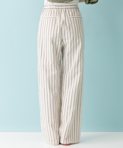 URBAN RESEARCH(アーバンリサーチ)の「UR ストライプイージーワイドパンツ(その他パンツ・レディース・サックスブルー/オフホワイト・FREE)」の17枚目の写真