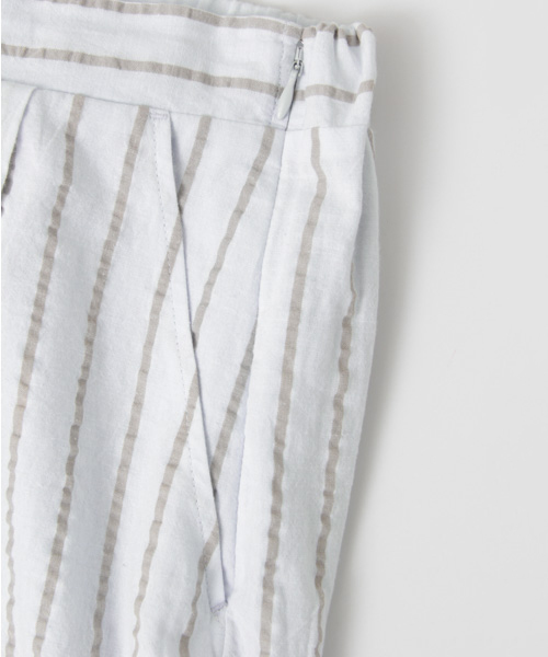 URBAN RESEARCH(アーバンリサーチ)の「UR ストライプイージーワイドパンツ(その他パンツ・レディース・サックスブルー/オフホワイト・FREE)」の10枚目の写真