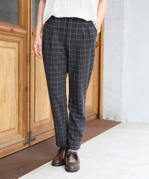 LEPSIM（レプシィム）の「ポリエステルレーヨンタックガラパンツ　725792（その他パンツ・レディース・オフホワイト/グレー/チャコールグレー・SMALL/LARGE/MEDIUM）」の2枚目の写真