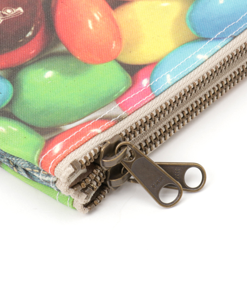 OLD BETTY'S（オールドベティーズ）の「W Face Canvas Clutch Pouch/ダブルフェイスキャンバスクラッチポーチ（クラッチバッグ・レディース・ウッド/マルチ・FREE）」の9枚目の写真