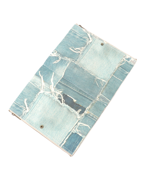 OLD BETTY'S（オールドベティーズ）の「W Face Canvas Clutch Pouch/ダブルフェイスキャンバスクラッチポーチ（クラッチバッグ・レディース・ウッド/マルチ・FREE）」の4枚目の写真