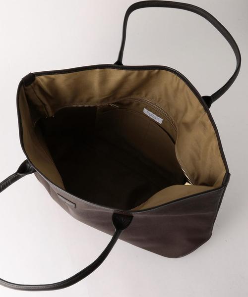 BEAUTY&YOUTH UNITED ARROWS(ビューティーアンドユースユナイテッドアローズ)の「BY コーティング エンボス トートバッグ ◇:(トートバッグ・メンズ・ダークブラウン/ネイビー/ブラック/グレー/ブラウン/ロイヤルブルー・FREE)」の11枚目の写真