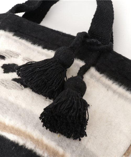 Lilas Campbell（リラキャンベル）の「【Lilas Campbell/リラキャンベル】LP RaisingTOTO Ethni/トートバッグ（トートバッグ・レディース・ワイン/ブラック・FREE）」の3枚目の写真