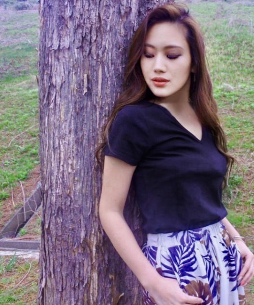 EGOIST(エゴイスト)の「両Vデザインsweat stainトップ (Tシャツ/カットソー・レディース・グレー/ブラック/ホワイト/ネイビー/オレンジ・FREE)」の1枚目の写真