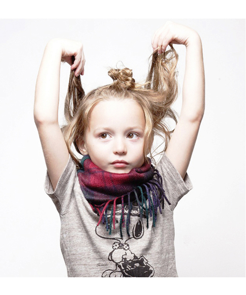 こども ビームス（コドモビームス）の「Smoothy / リング マフラー（マフラー・キッズ・ブラック/ベージュ/レッド/レッド系その他/パープル/ワイン・ONE SIZE）」の9枚目の写真