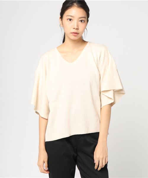 earth music&ecology（アースミュージックアンドエコロジー）の「ハーフミラノフレアースリーブニットプルオーバー（ニット/セーター・レディース・ブラック/ダークグリーン/ネイビー/グレー/アイボリー/キャメル・FREE）」の2枚目の写真