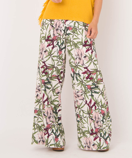 LAYMEE（レイミー）の「Fell wide pants / フェルワイドパンツ（その他パンツ・レディース・ブルー/アイボリー・FREE）」の2枚目の写真