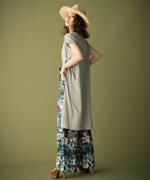 LAYMEE（レイミー）の「Fell wide pants / フェルワイドパンツ（その他パンツ・レディース・ブルー/アイボリー・FREE）」の14枚目の写真