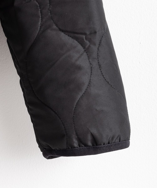 Rocky Monroe（ロッキーモンロー）の「オーバーサイズ フリースボアジャケット リバーシブルブルゾン（ブルゾン・レディース・ブラック/チャコール/グレー/ネイビー/ベージュ/アイボリー/パープル/ブラック×ホワイト・L/XL/M/S）」の21枚目の写真