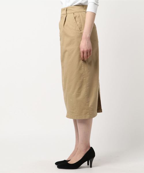 NOLLEY’S（ノーリーズ）の「チノストレッチタイトスカート[CanCam掲載]（スカート・レディース・ベージュ/オリーブ・34/36/38）」の4枚目の写真