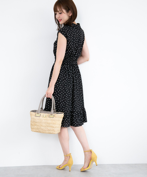 美品　プロポーションボディドレッシング　ポケット付ノースリーブ膝丈ワンピース　３ PROPORTION BODY DRESSING（プロポーションボディドレッシング